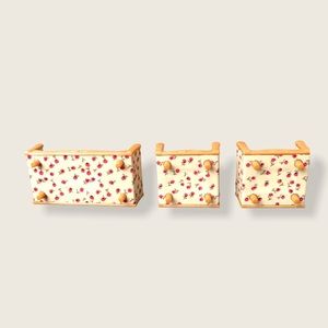 Little Critters Cherry Couch.